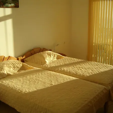 Отель Family Hotel Cristal