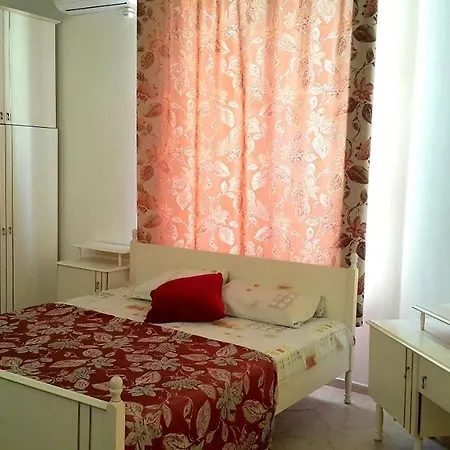 Family Hotel Cristal 3*
